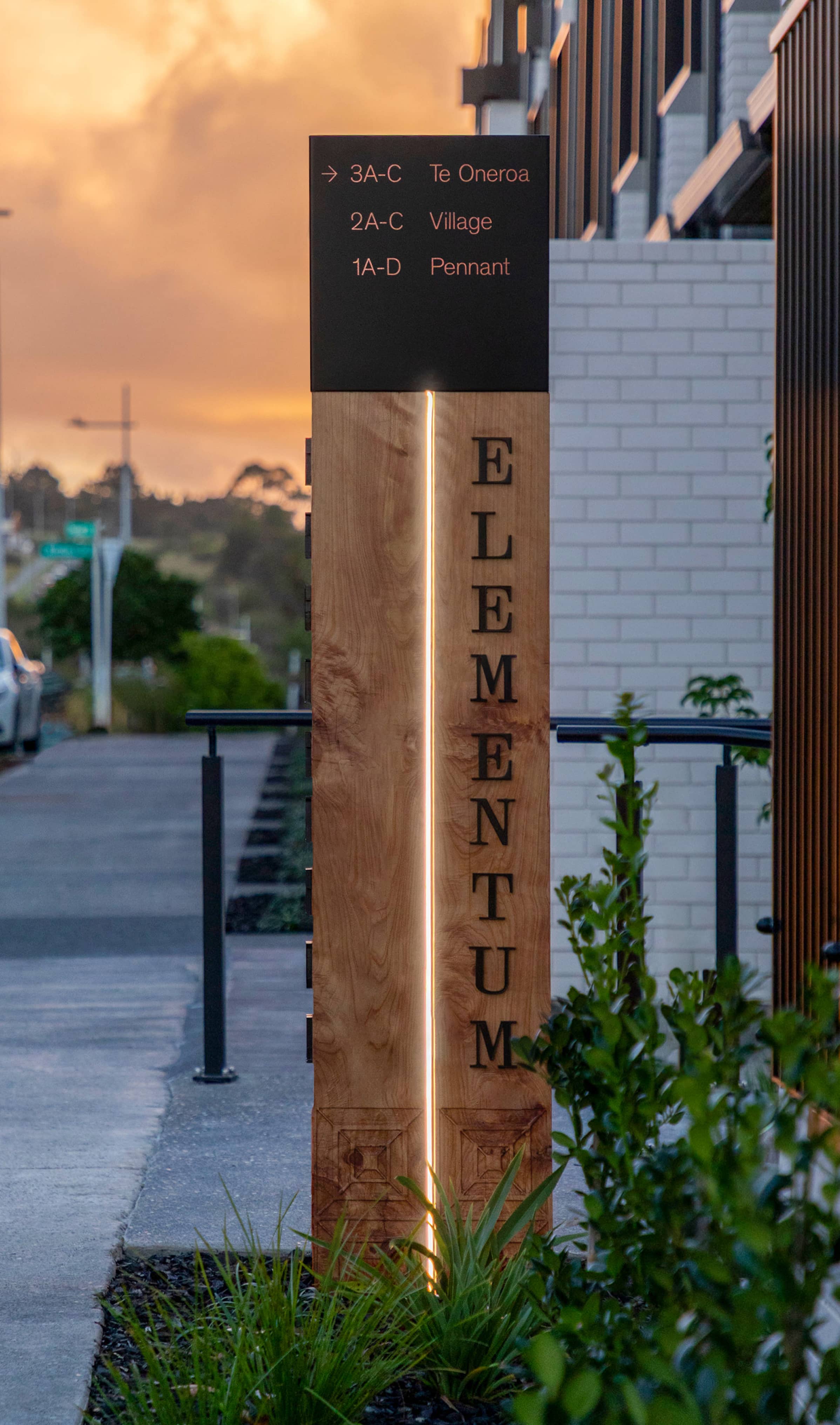 Elementum